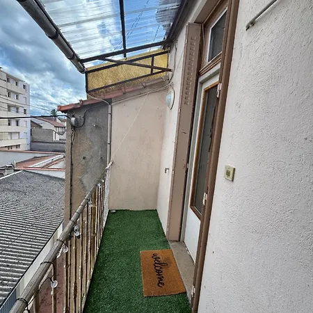 Cosy Avec Balcon